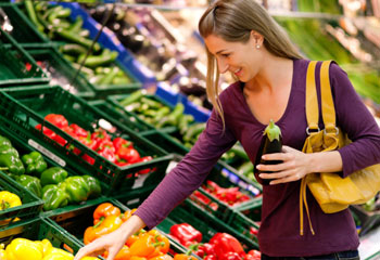 woman-shopping-for-vegetables-350
